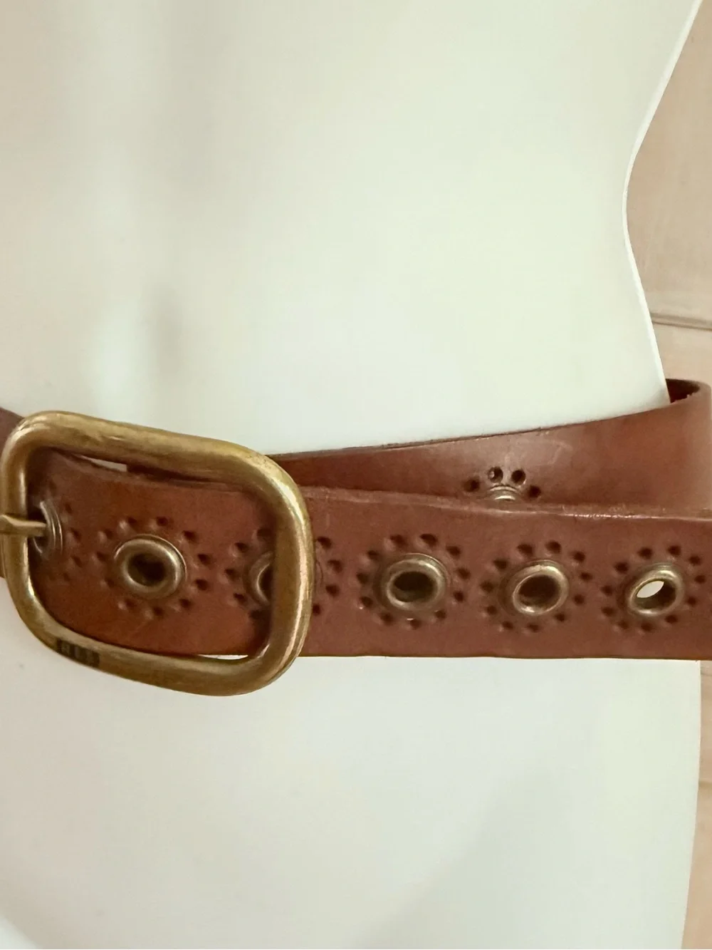 Lauren Ralph Lauren Brown Leather Belt with Brass-Tone Buckle 28”-34”